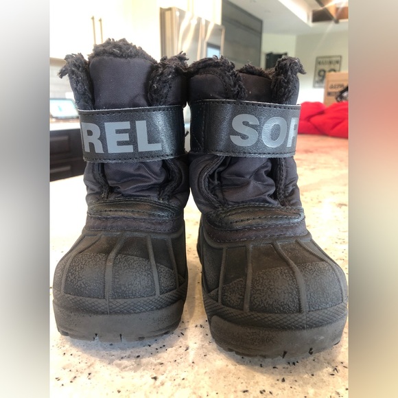 Sorel toddler winter boots - Picture 2 of 4